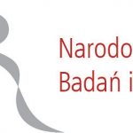 NCBIR logo z czerwonym napisem